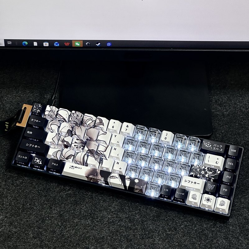 Clavier mécanique sur le thème - Gaming Accessories Aesthetic avis et prix